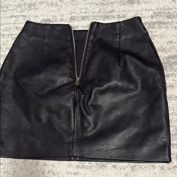 Black Studded Skirt - Picture 3 of 4